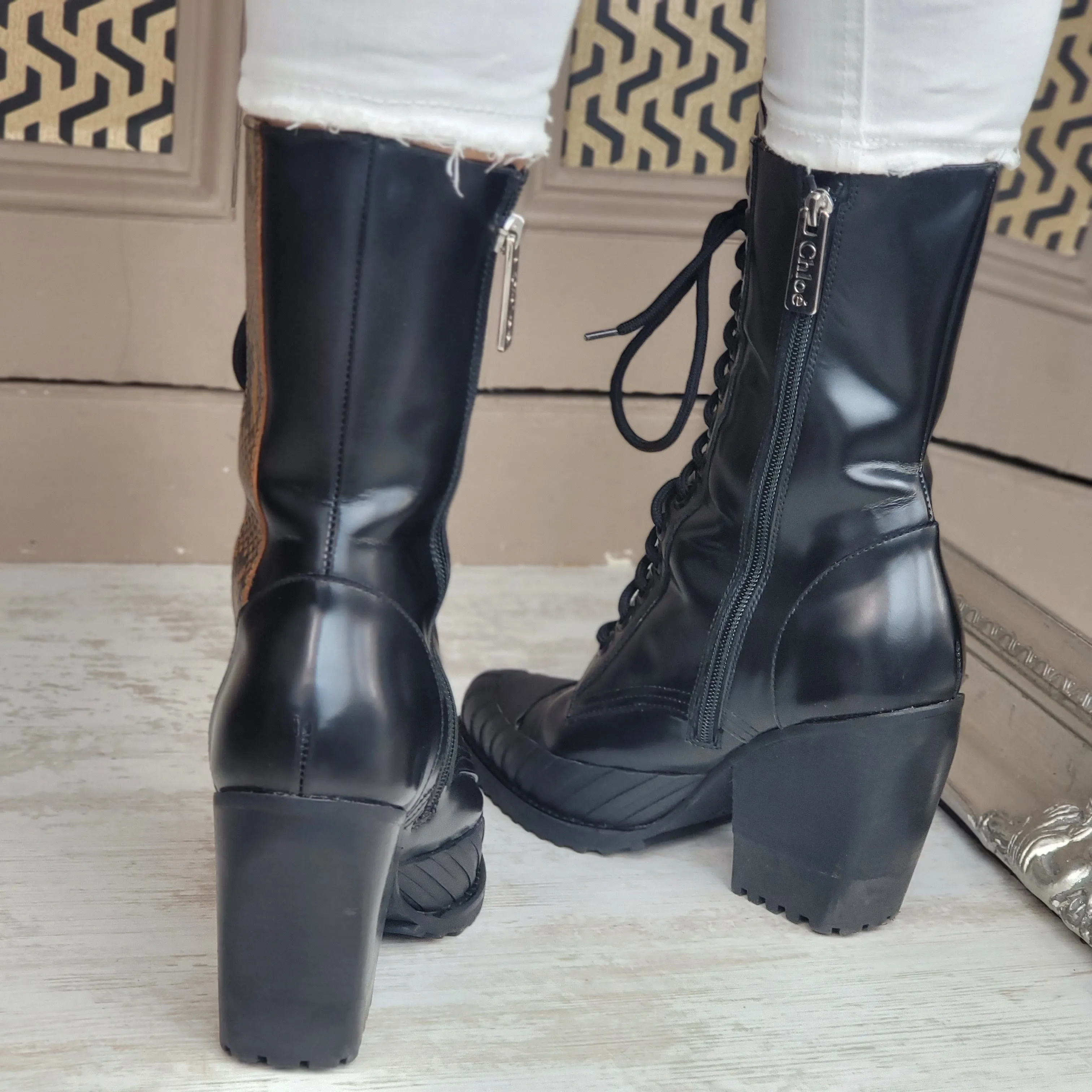 CHLO LEATHER BOOTS EU 37/ UK 4