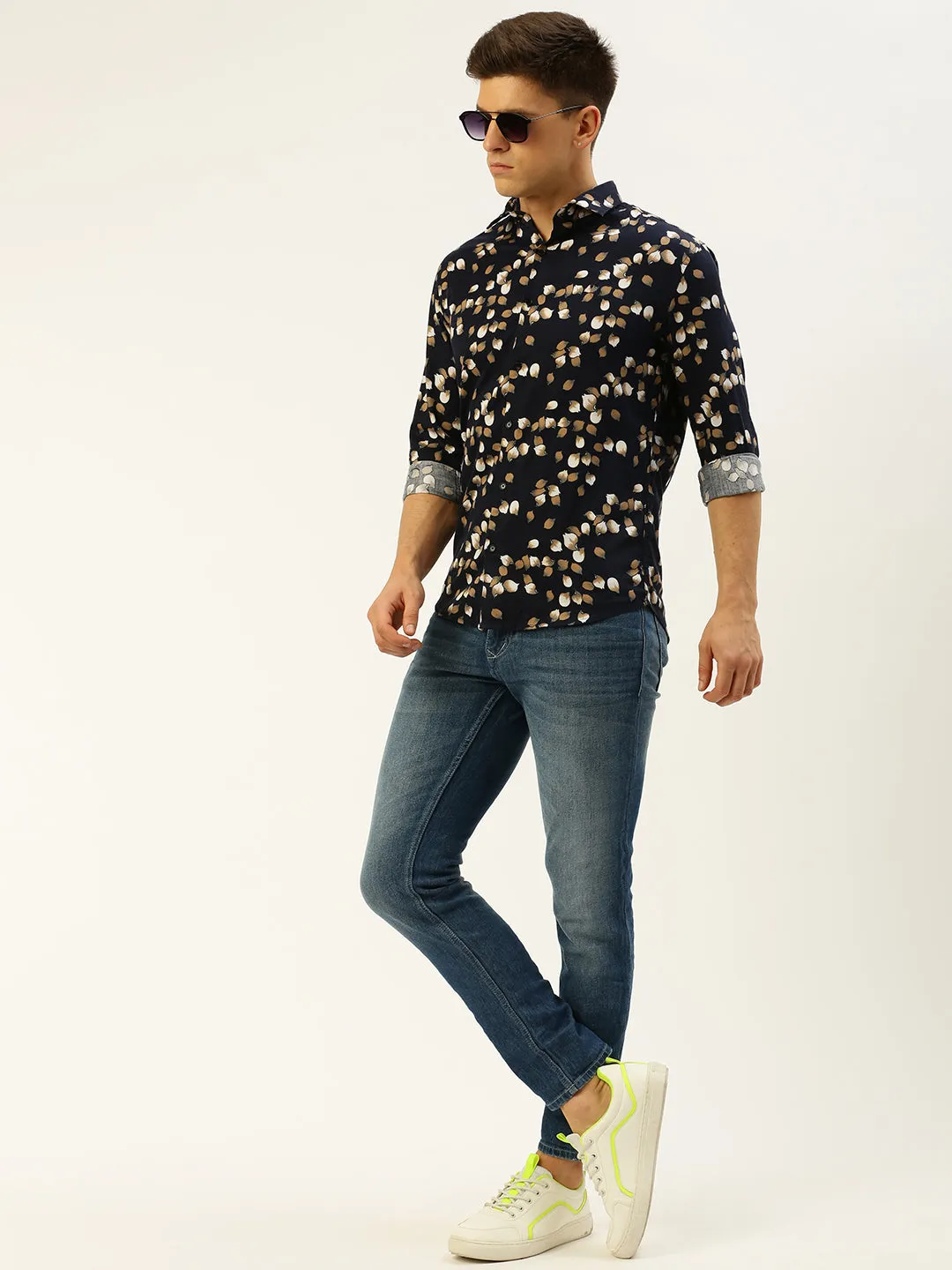 Men Navy Blue Comfort Conversational Printed Cotton Casual Shirt