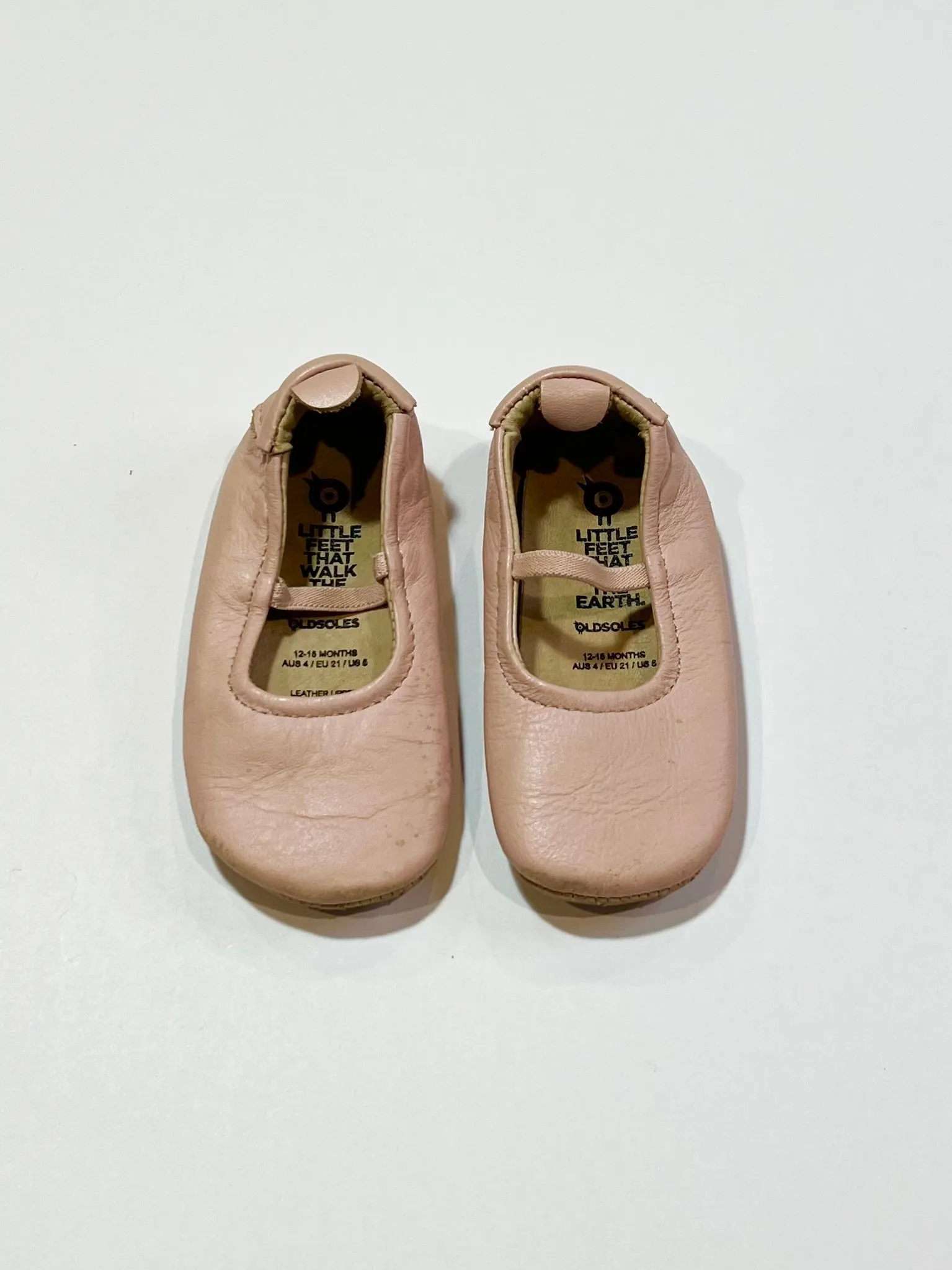 Pink leather shoes - Size EU21