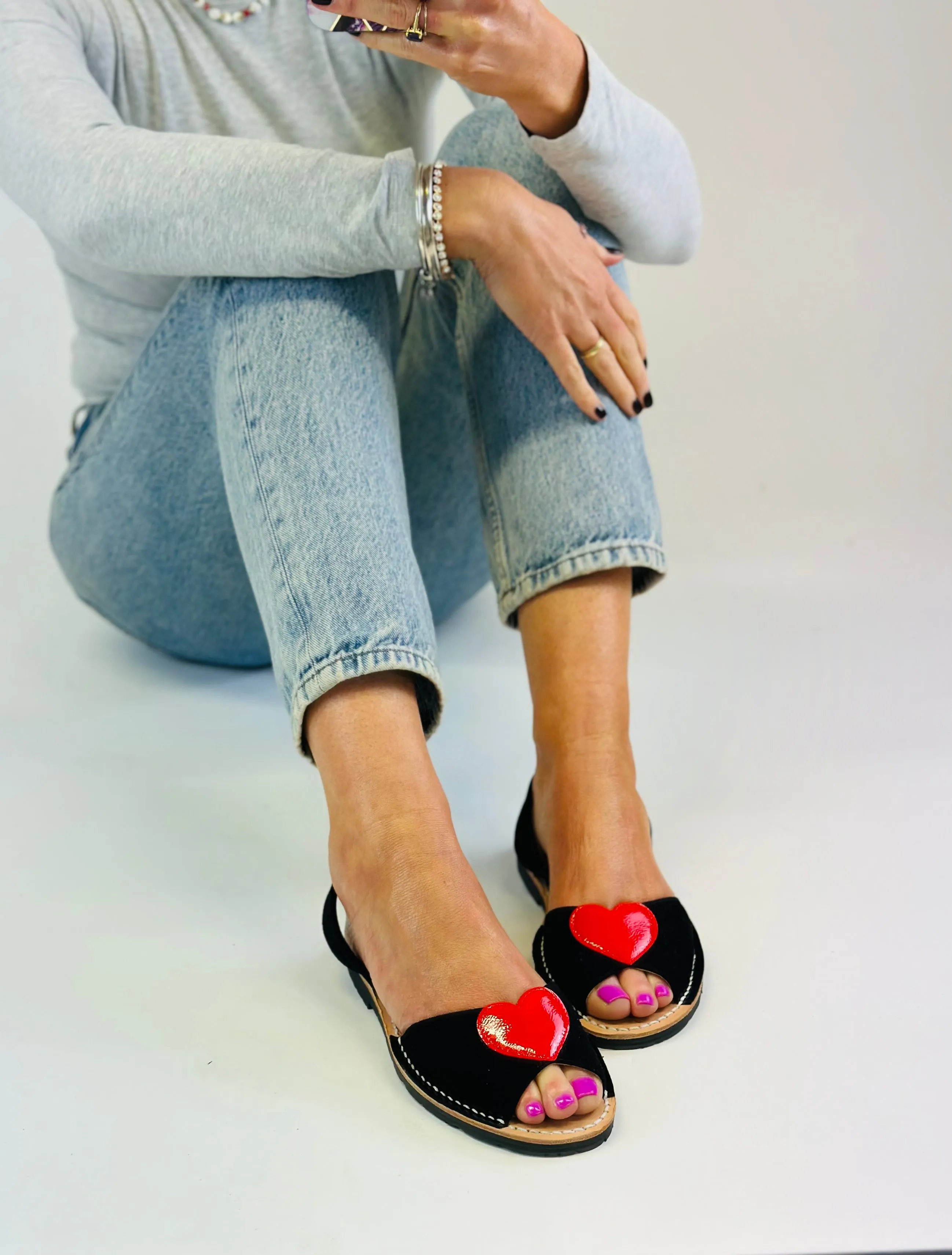 SAMPLE SALE Black Heart Avarcas SIZE 39
