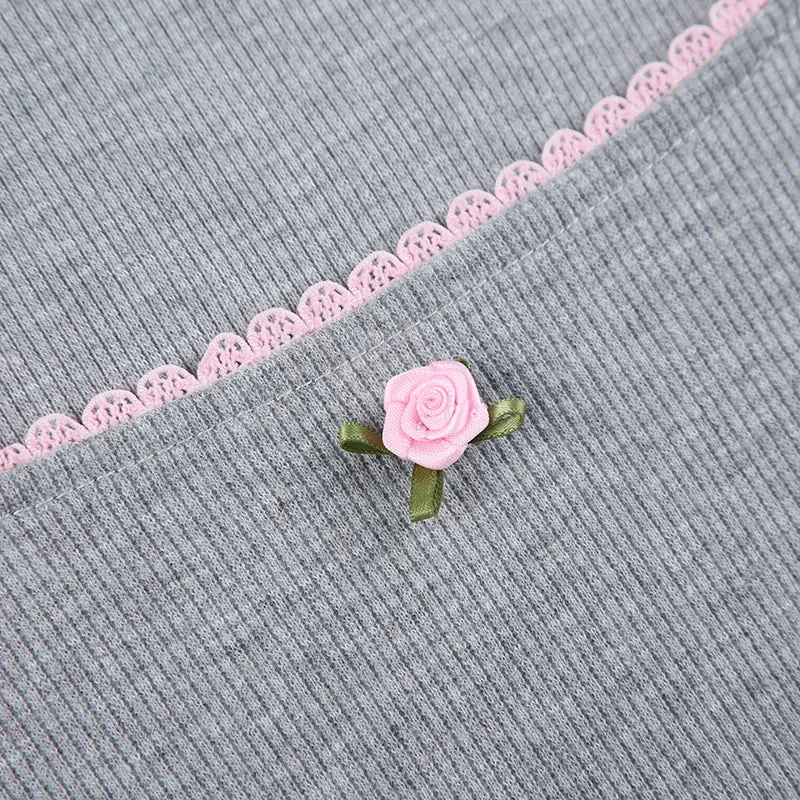 Sweet Edge Ribbed Crop Top 🌸