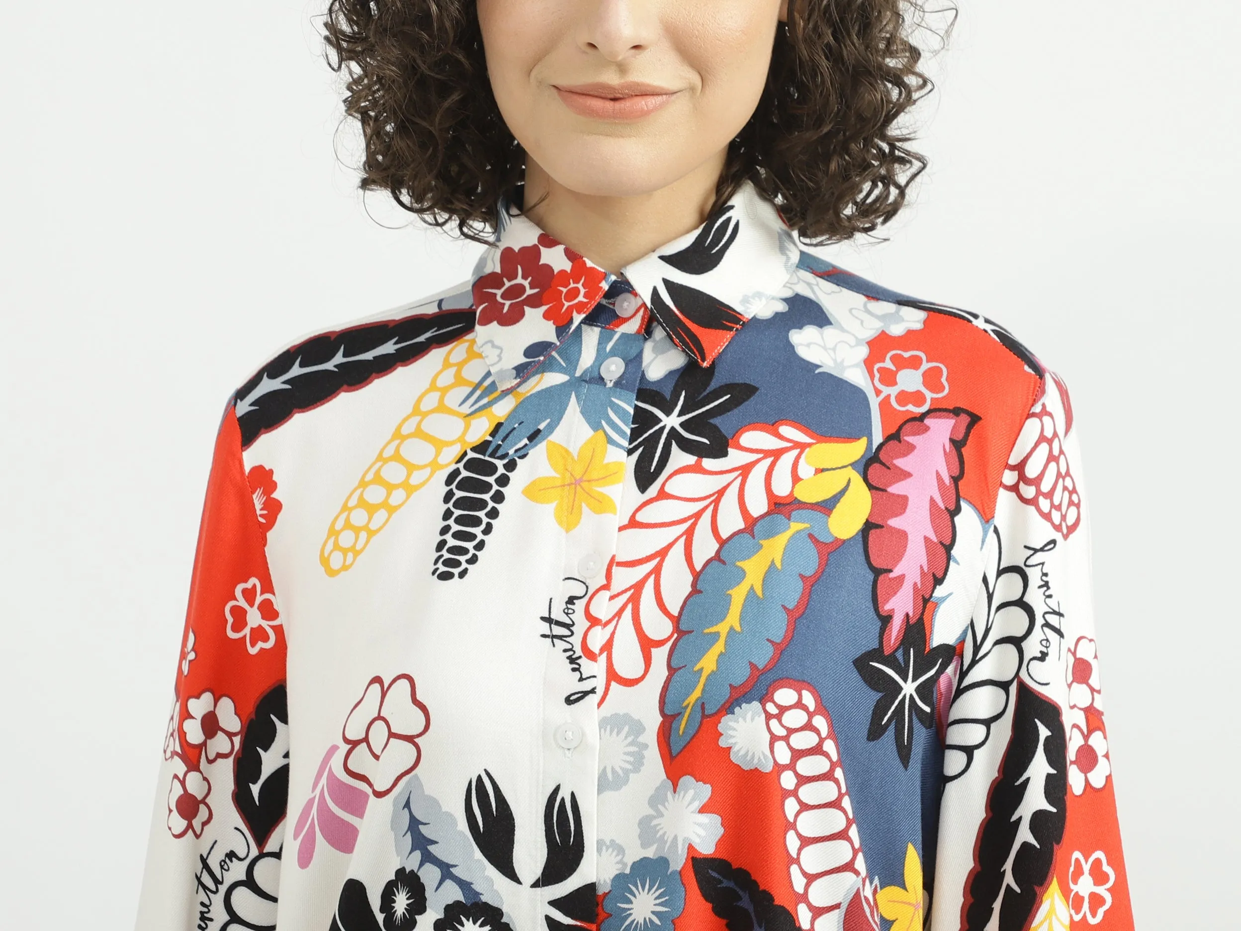 Women Printed Spread Collar Shirt