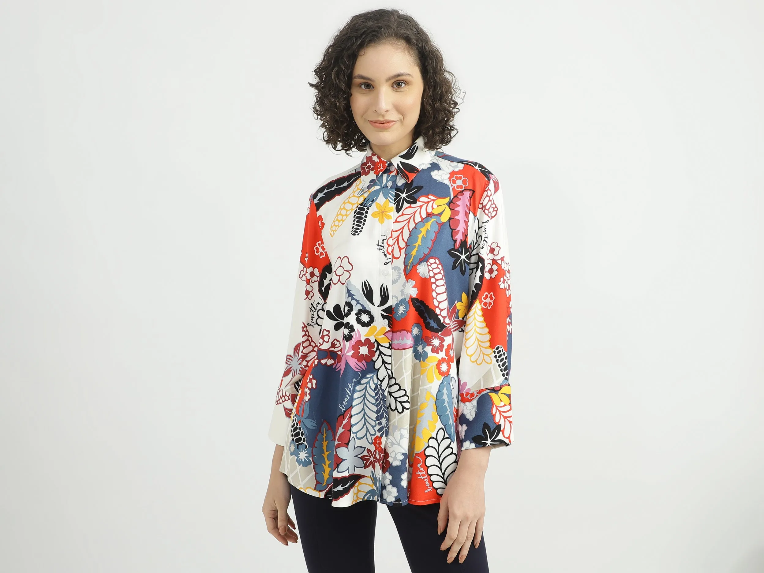Women Printed Spread Collar Shirt