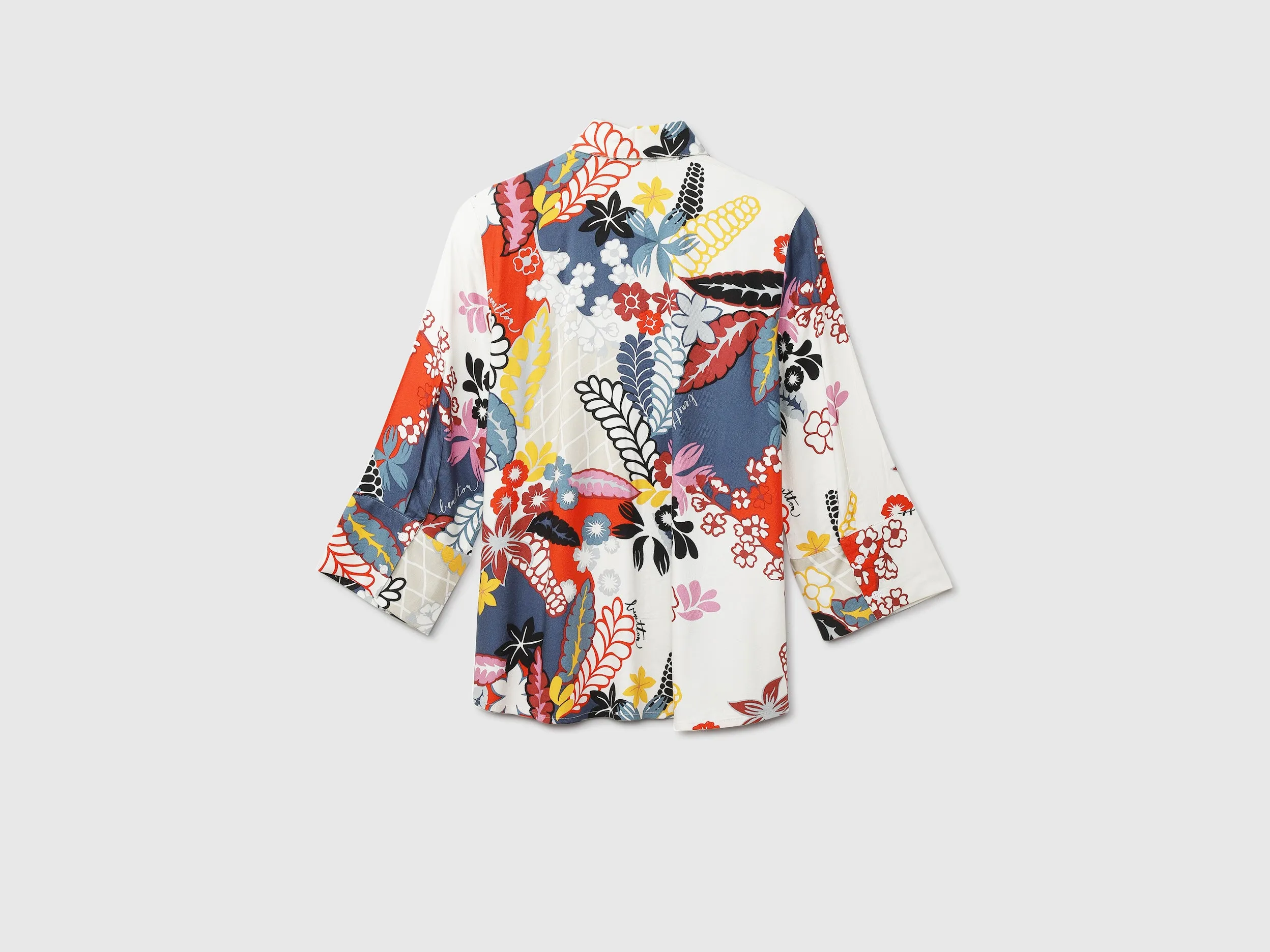 Women Printed Spread Collar Shirt