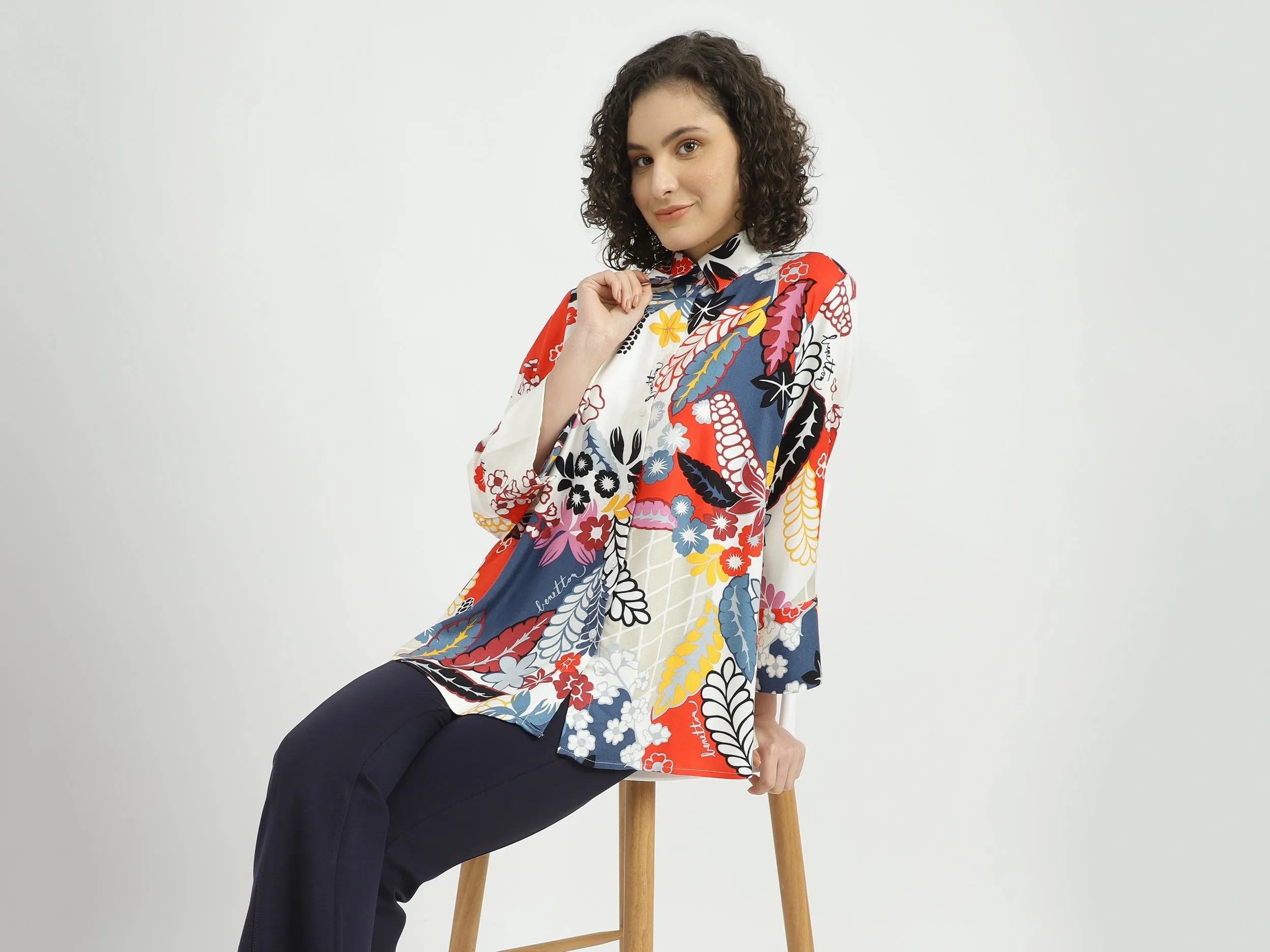 Women Printed Spread Collar Shirt
